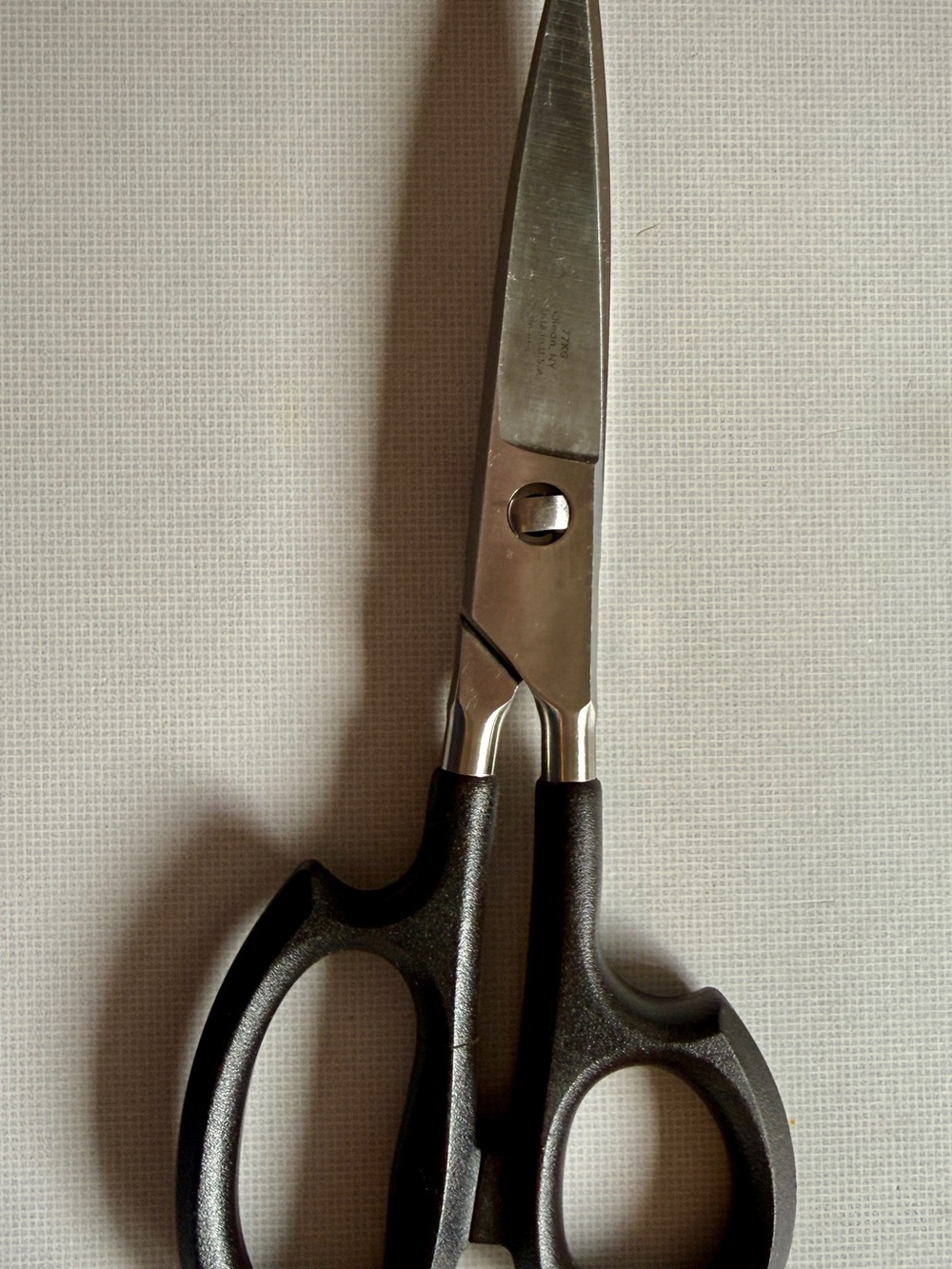 Cutco Silver High Carbon Stainless kitchen scissors 77KG